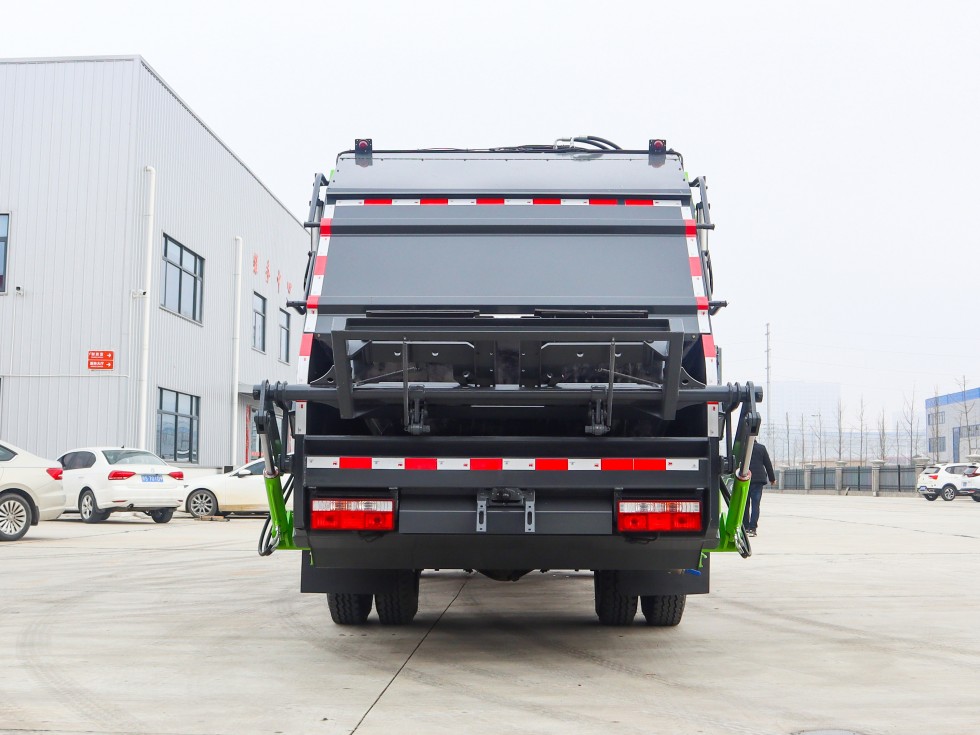 齊東方牌東風9立方壓縮式垃圾車 齊東方牌東風9立方壓縮式垃圾車